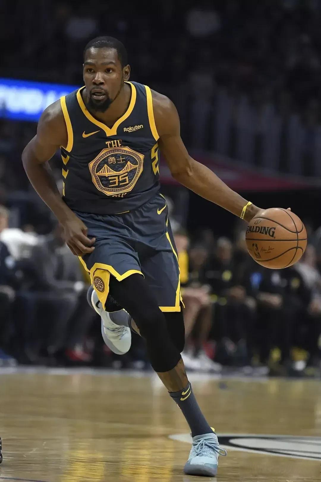 对他职业素 对他职业素