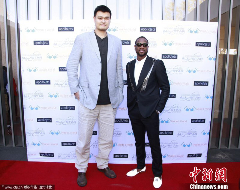 与热刺同时 与热刺同时