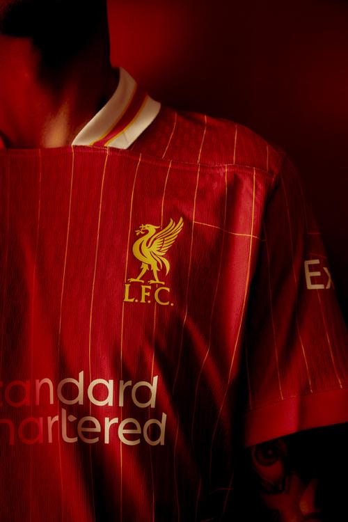 首战即击出 首战即击出